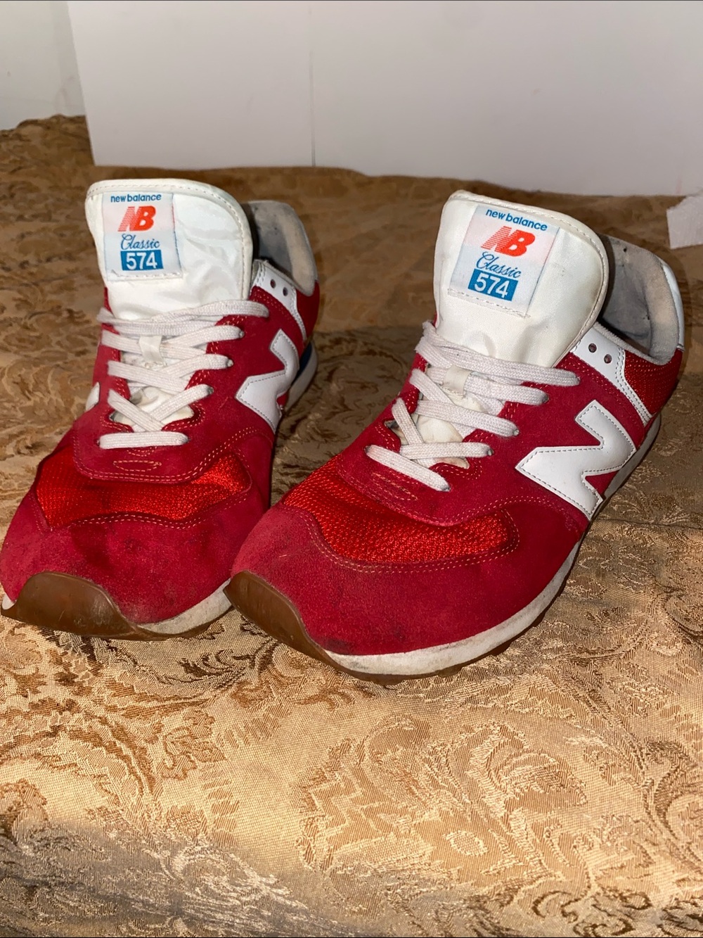 New Balance Classic 574 - Red Sneakers - Picture 2 of 9